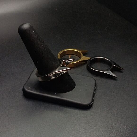 NEW 3 Cat Ear Ring Size 9 Gold, Black, And Silver - Picture 5 of 5